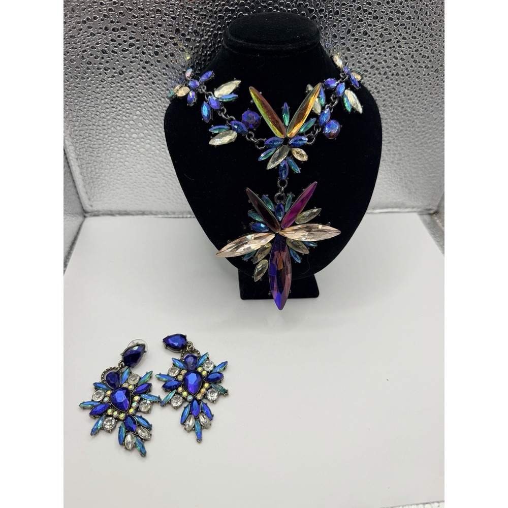 Colorful Iridescent Crystal Statement Necklace Starburst Pendant Extravagance